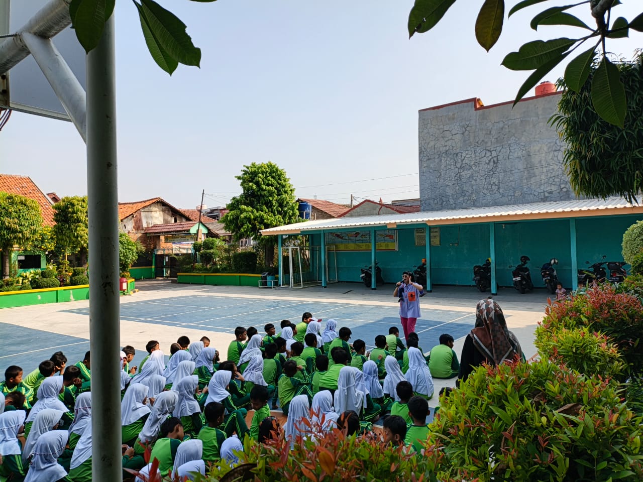 Wisata LiterAsyik Ke SDN Pulo Gebang 24